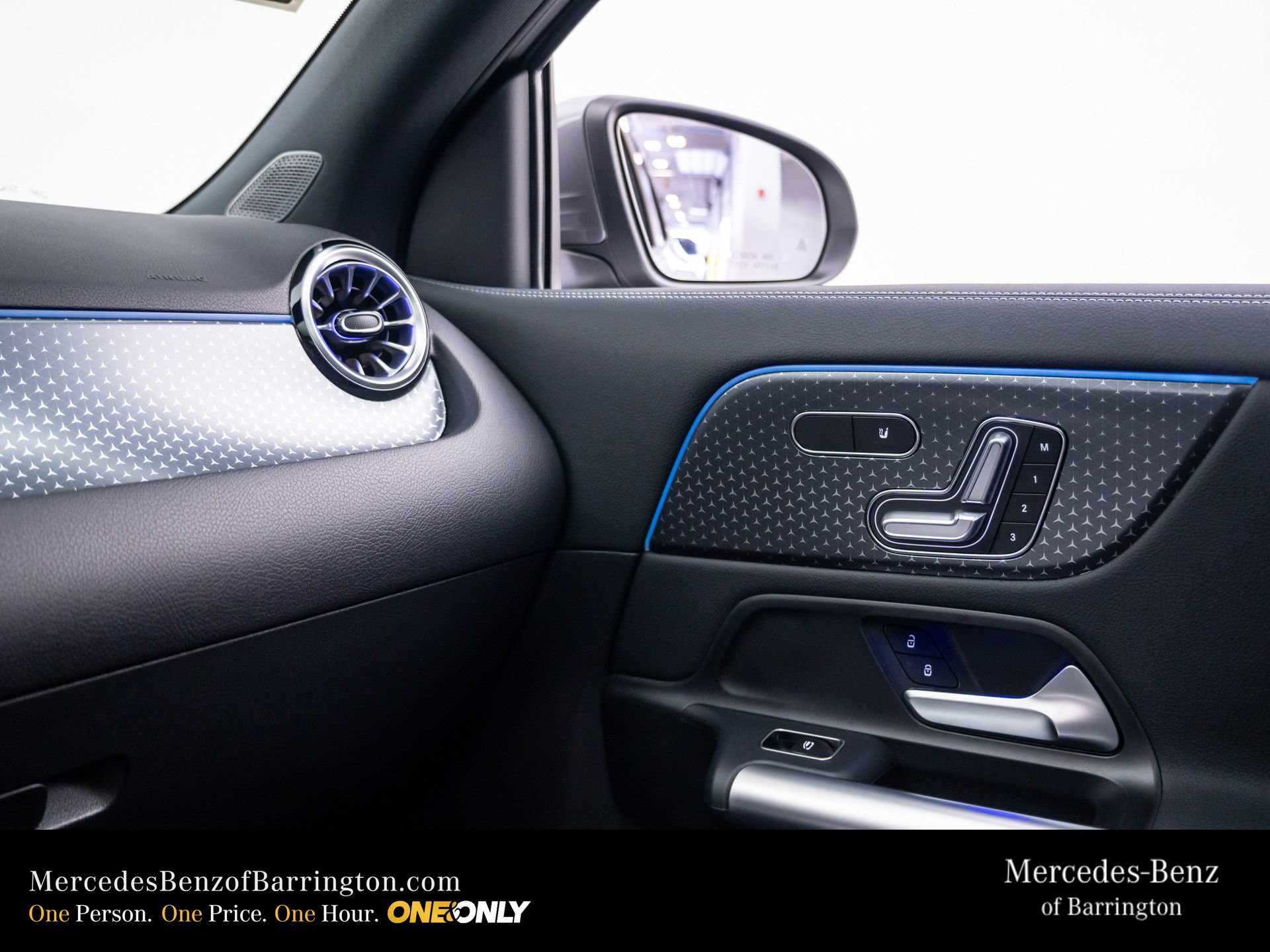 New 2026 Mercedes-Benz GLA 250 4MATIC image 32