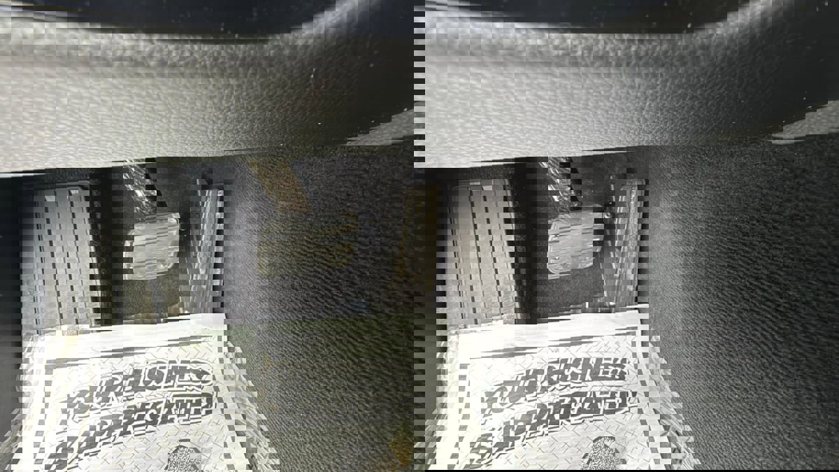 Used 2019 Porsche Panamera image 30