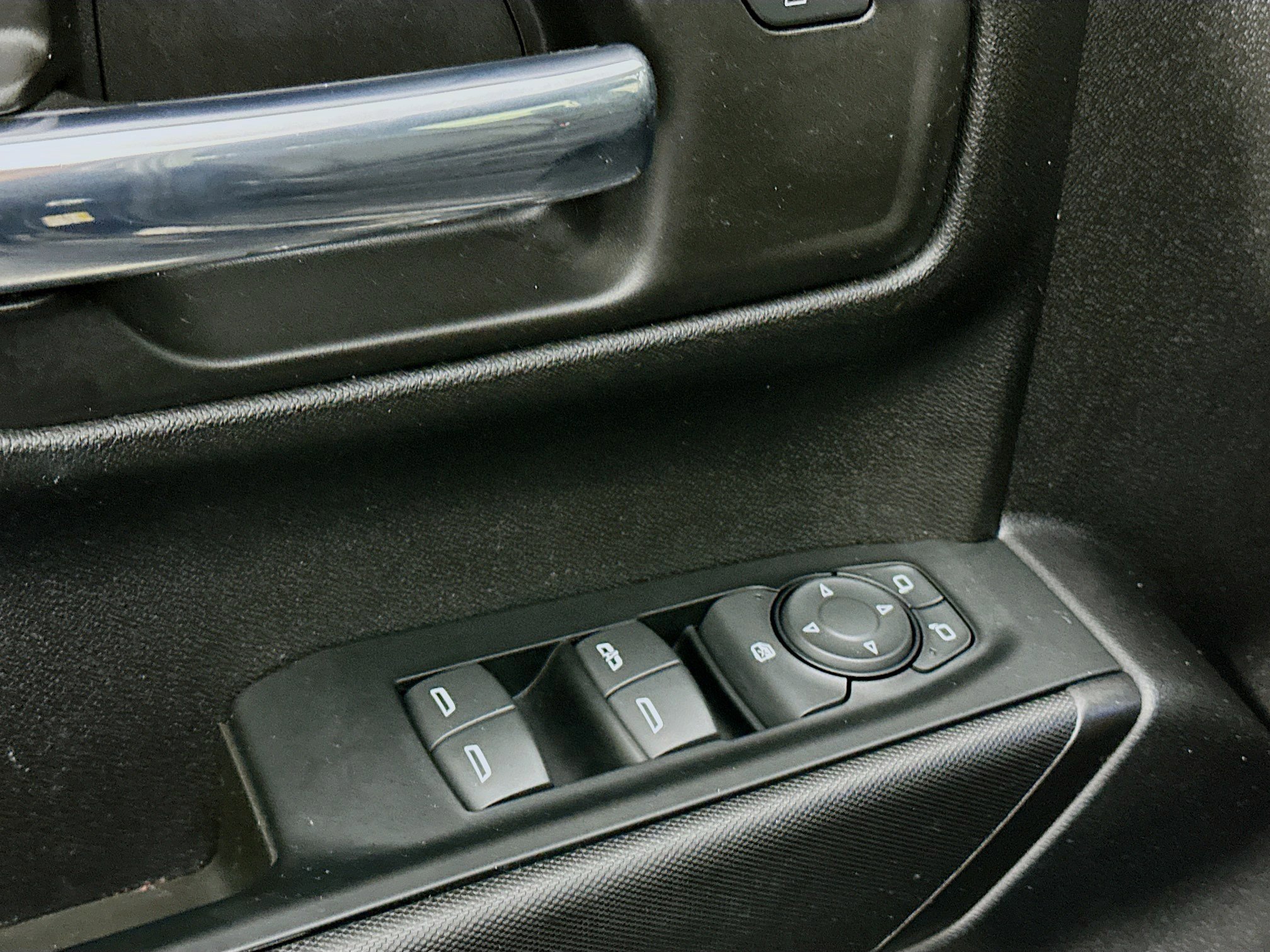 Used 2023 Chevrolet Silverado 1500 Custom w/ LPO, Dark Essentials Package image 15