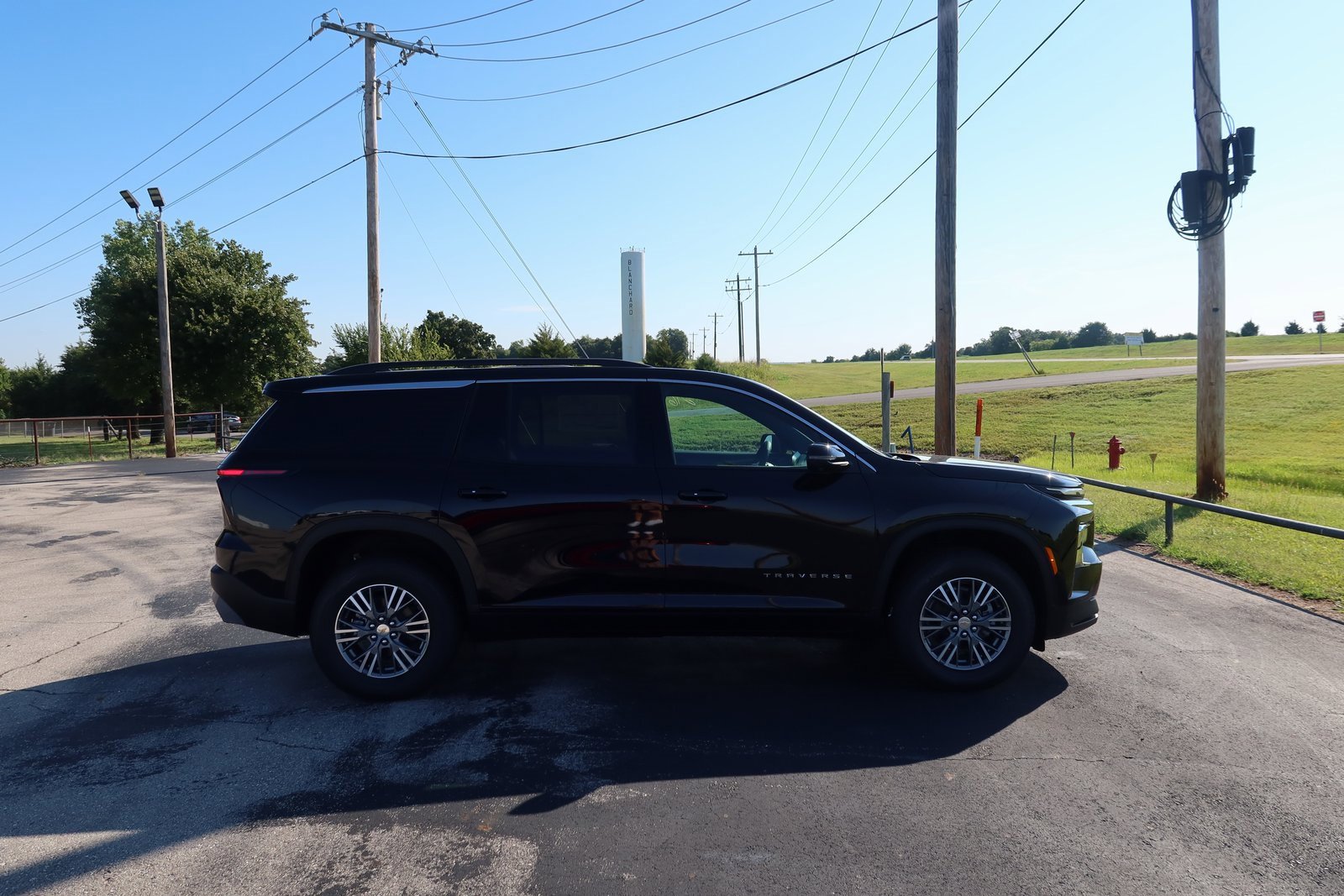 New 2026 Chevrolet Traverse LT w/ Driver Confidence Package image 5