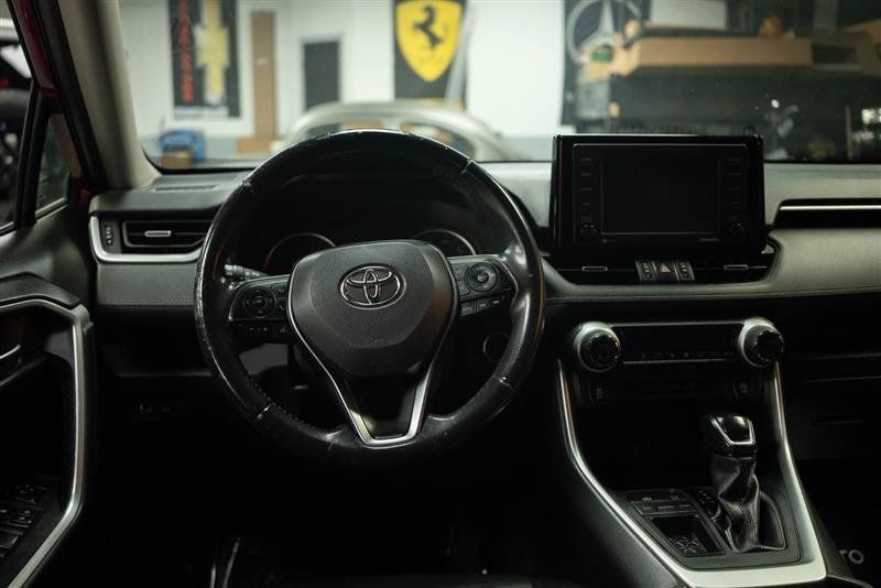Used 2021 Toyota RAV4 XLE Premium w/ Carpet Mat Package (TMS) FWD image 19