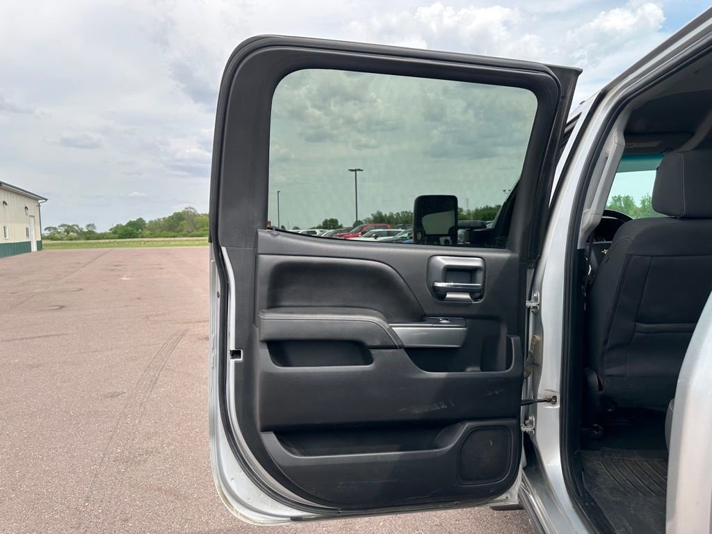 Used 2016 Chevrolet Silverado 2500 LT AWD/4WD image 20