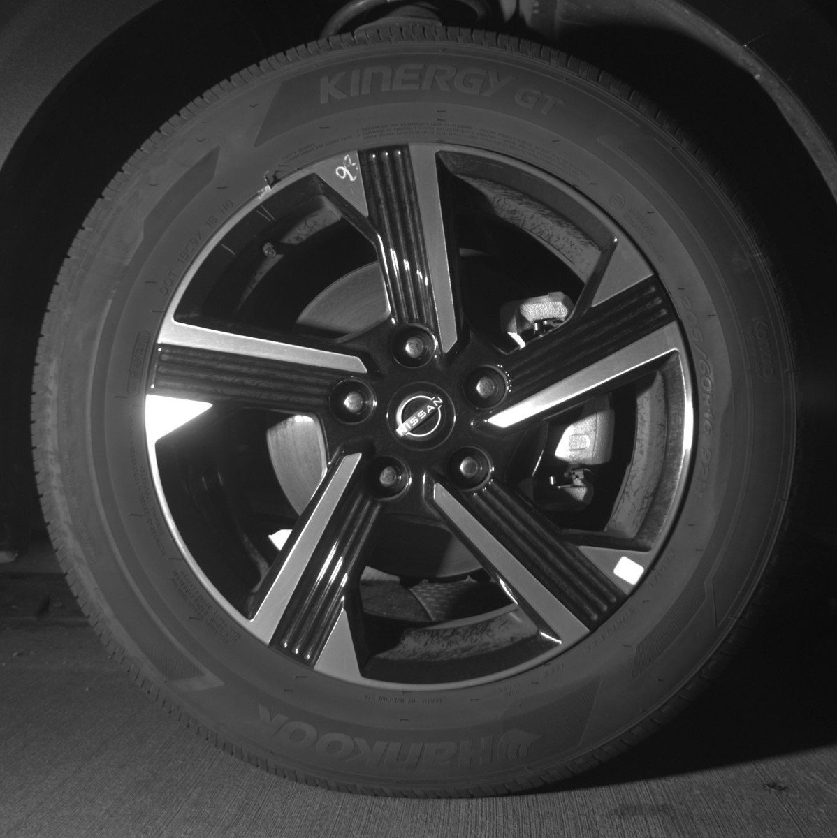 Used 2025 Nissan Sentra SV image 13