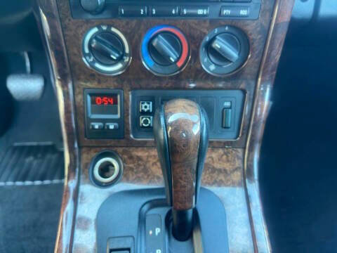 Used 1999 BMW Z3 2.5i RWD image 23