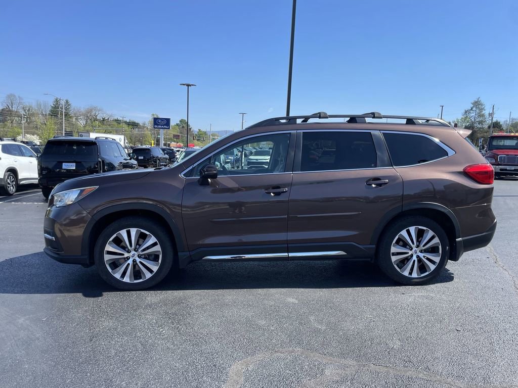Used 2021 Subaru Ascent Limited w/ Technology Package AWD/4WD image 3