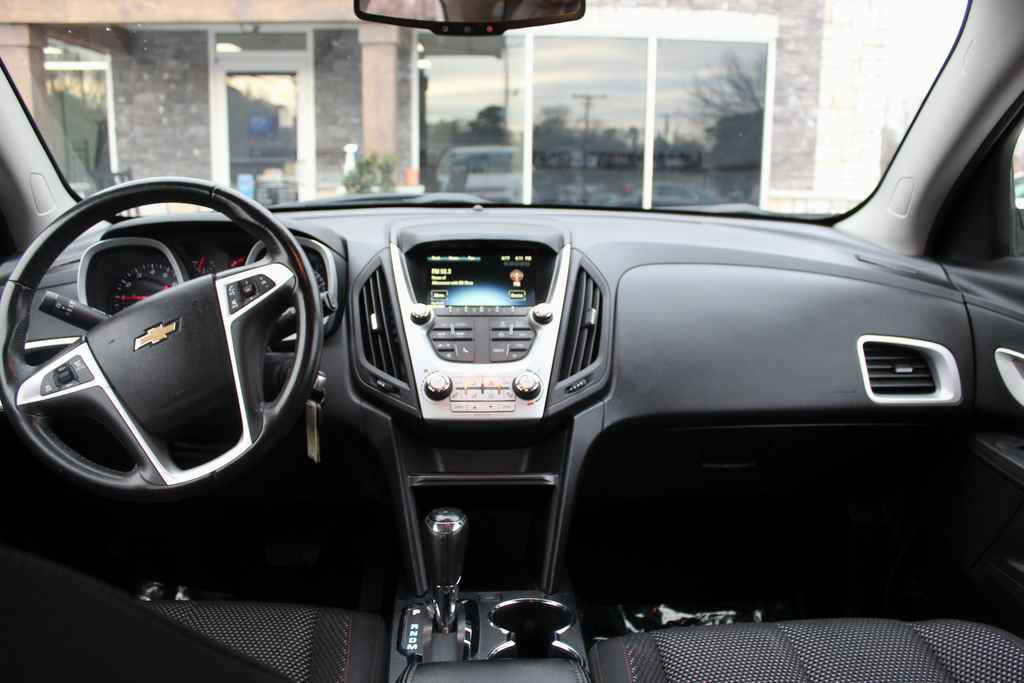 Used 2017 Chevrolet Equinox LT w/ Convenience Package image 25