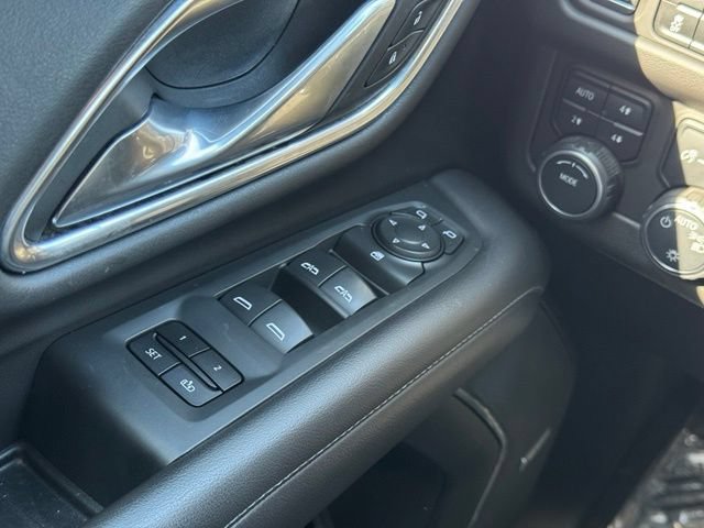 Used 2021 Chevrolet Suburban Z71 w/ Rear Media and Nav Package AWD/4WD image 36