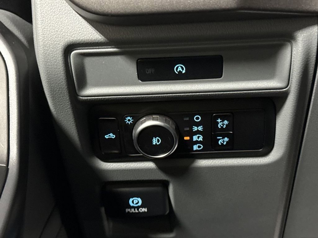 Used 2025 Ford F150 XLT w/ Equipment Group 301A Standard image 18