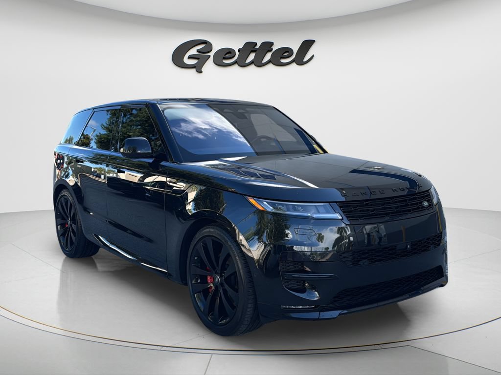 Used 2023 Land Rover Range Rover Sport SE Dynamic AWD/4WD image 3
