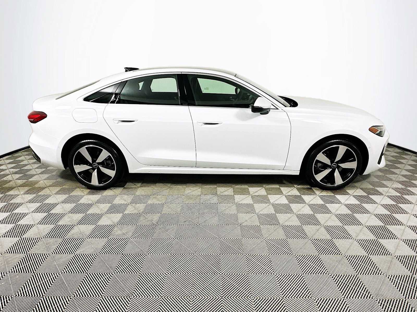 New 2025 Audi A5 2.0T Premium Plus image 8