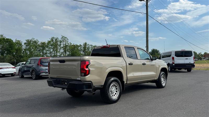 Used 2024 Chevrolet Colorado W/T image 9