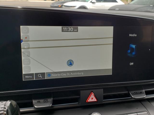 New 2025 Hyundai Elantra SEL image 19