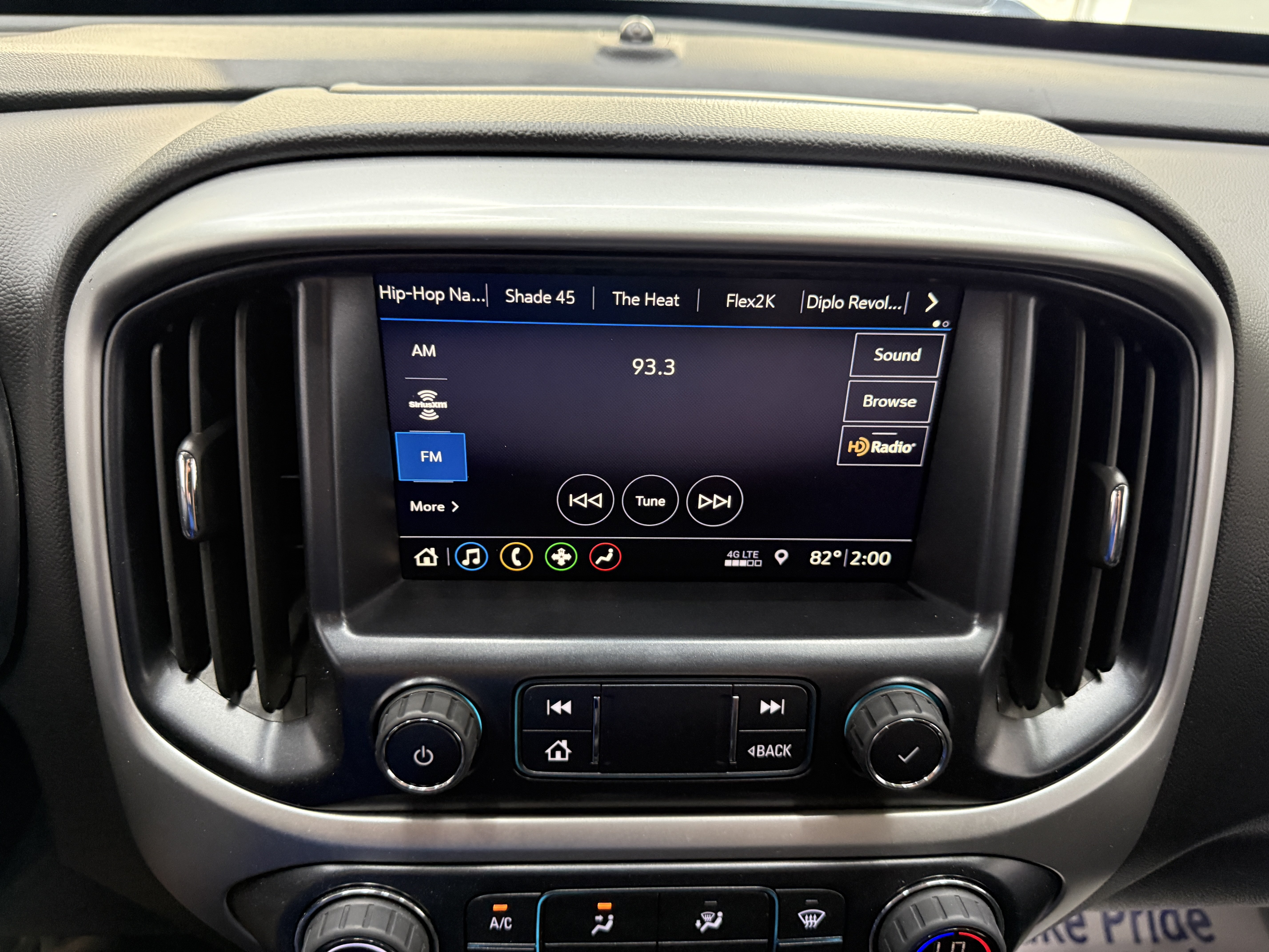Used 2019 Chevrolet Colorado ZR2 w/ ZR2 Dusk Special Edition AWD/4WD image 17
