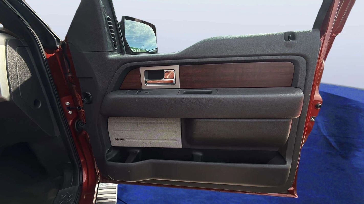 Used 2014 Ford F150 King Ranch w/ King Ranch Luxury Package AWD/4WD image 18