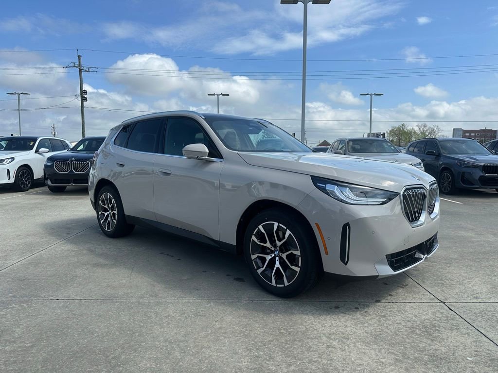 Certified 2025 BMW X3 xDrive30i image 3