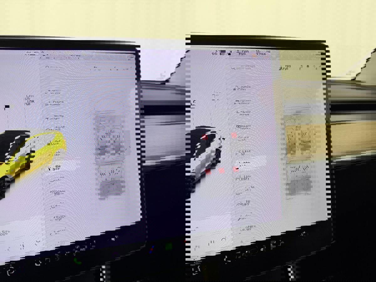 Used 2020 Tesla Model Y Long Range image 19