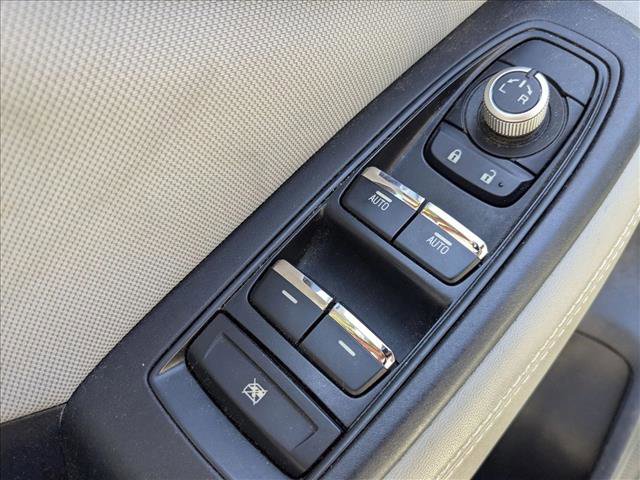 Used 2019 Subaru Forester Premium image 11