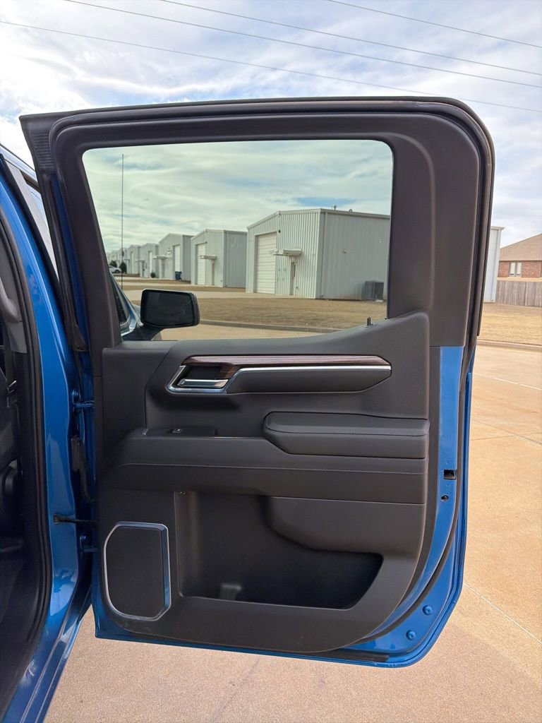 Used 2022 Chevrolet Silverado 1500 LT Trail Boss image 44