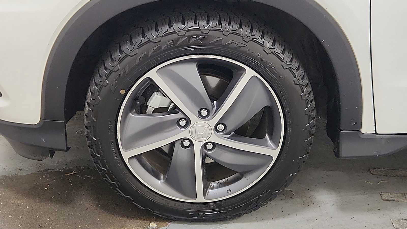 Used 2021 Honda HR-V EX image 10