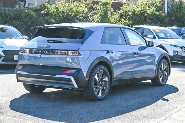 New 2026 Hyundai Ioniq 5 SEL image 4