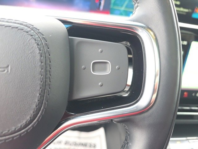 Certified 2024 Lincoln Nautilus Reserve w/ Equipment Group 203A image 13