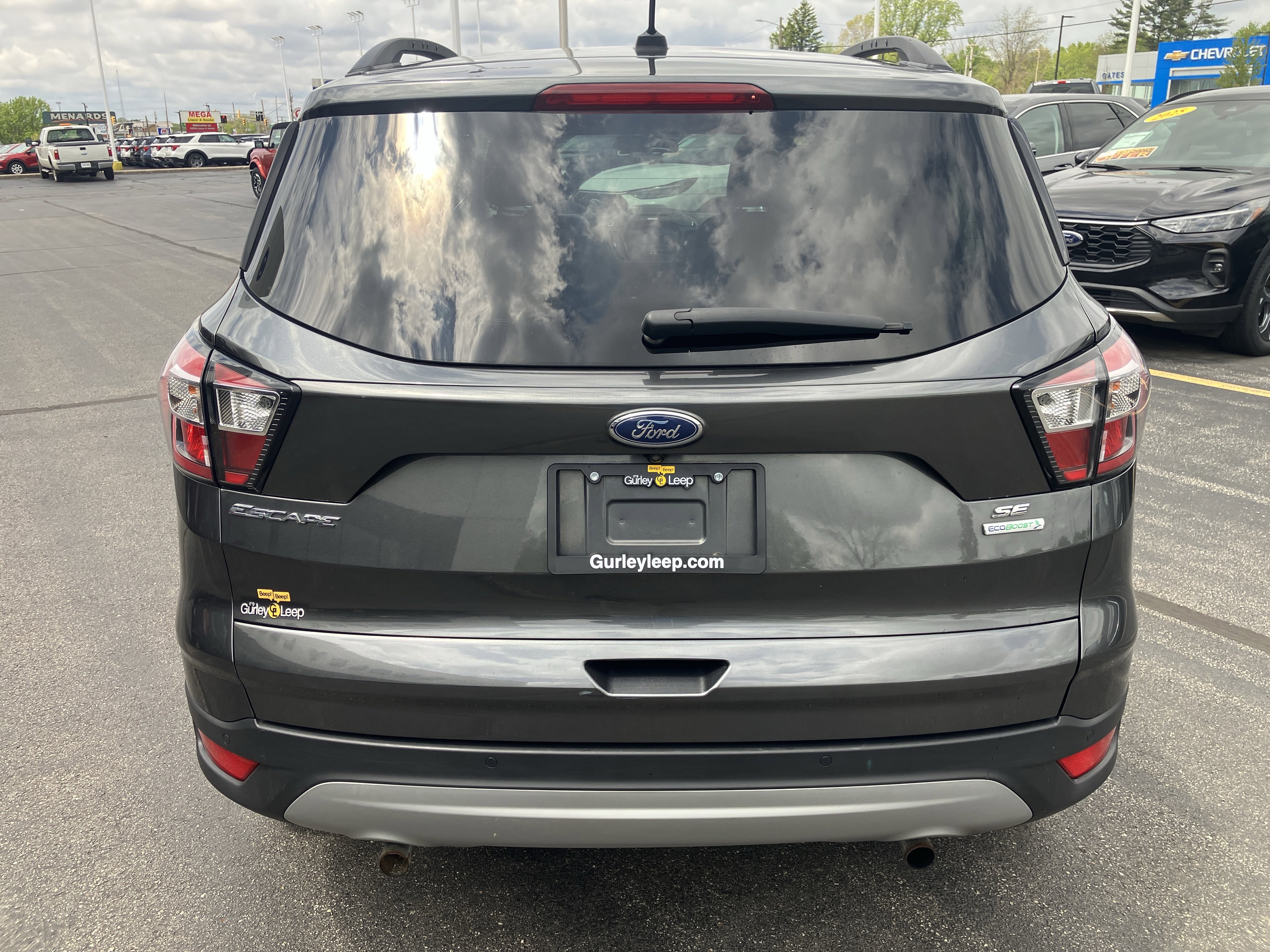 Used 2017 Ford Escape SE w/ Equipment Group 201A FWD image 6