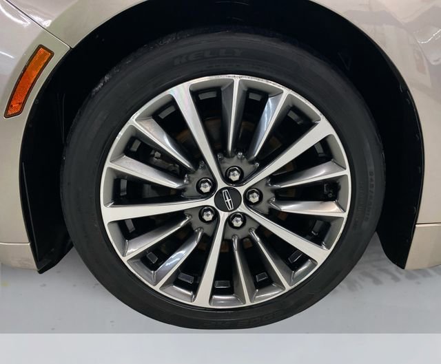 Used 2019 Lincoln MKZ Reserve image 18
