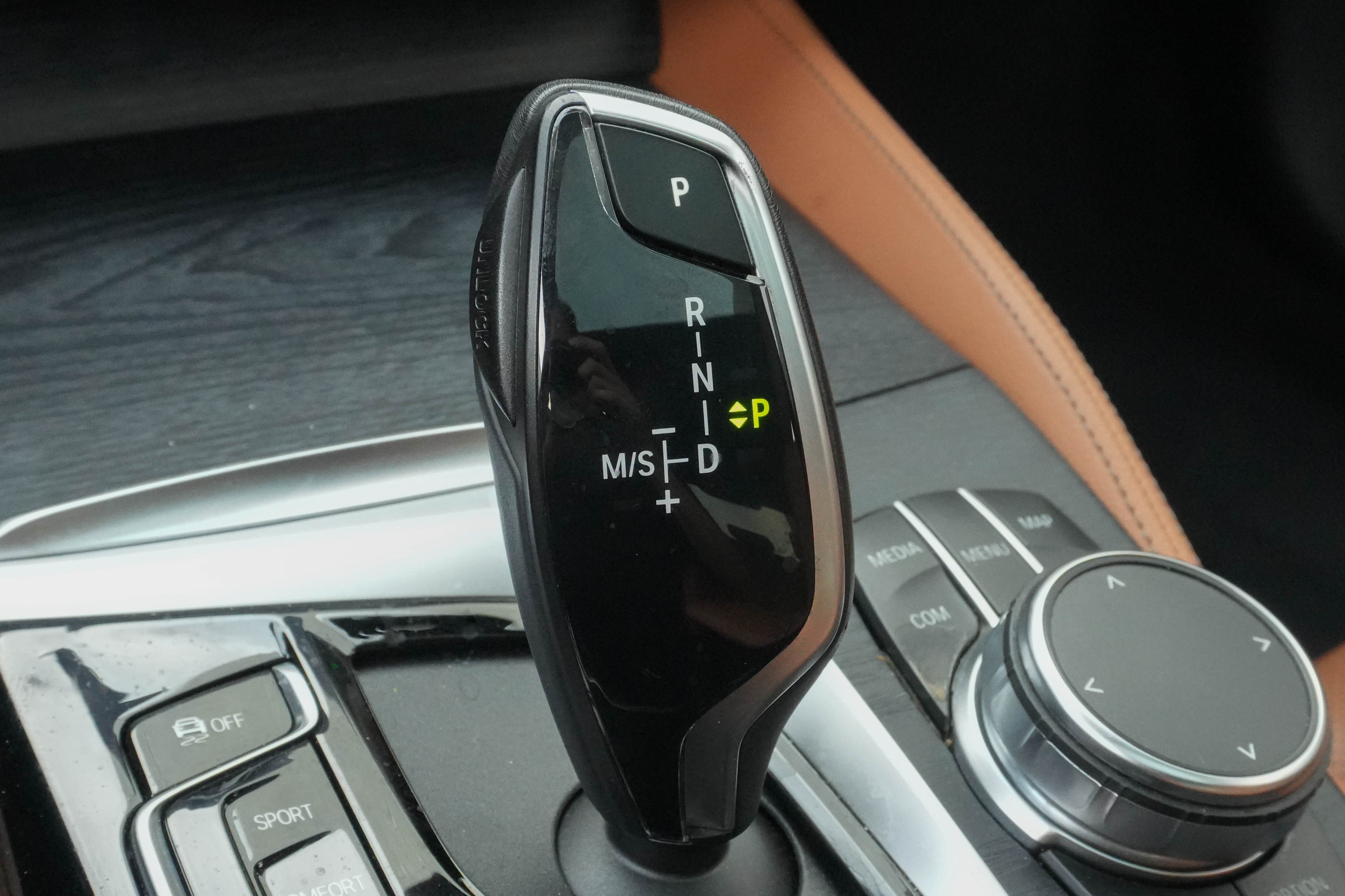 Used 2023 BMW 540i w/ M Sport Package RWD image 25