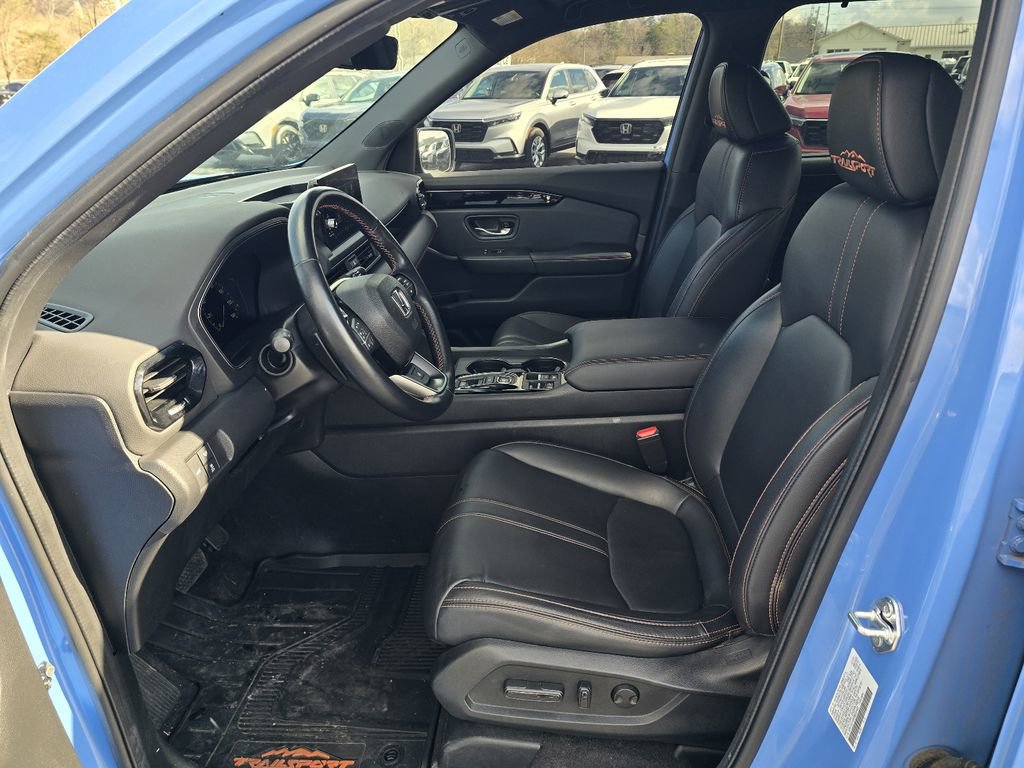 Used 2024 Honda Pilot TrailSport image 12