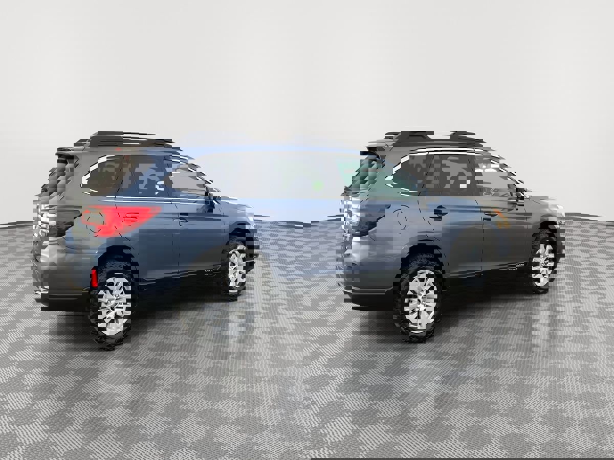 Used 2015 Subaru Outback 2.5i Premium image 7