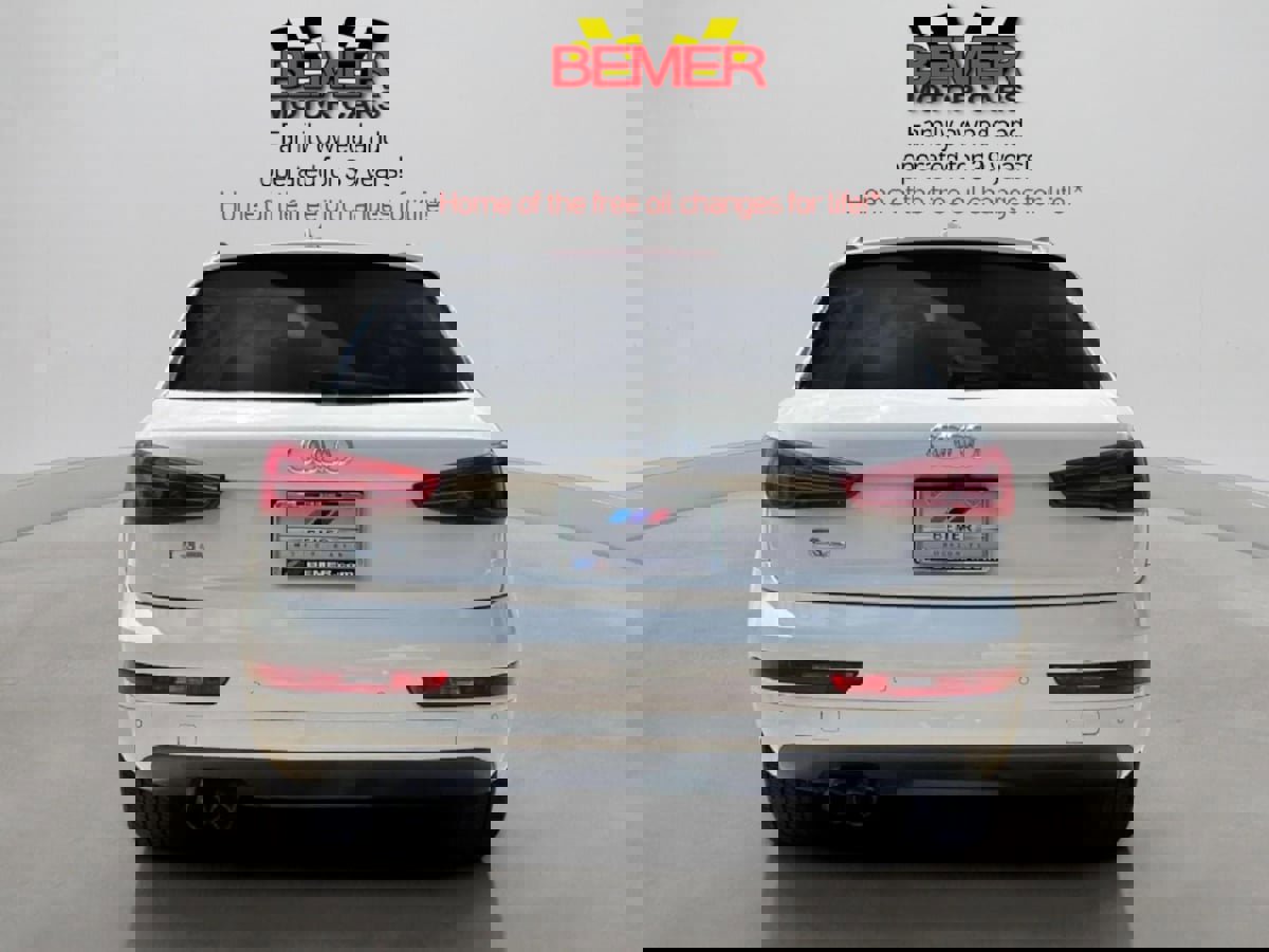 Used 2017 Audi Q3 2.0T Premium w/ Convenience Package image 4