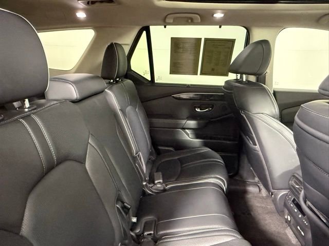 Used 2023 Honda Pilot Elite image 46