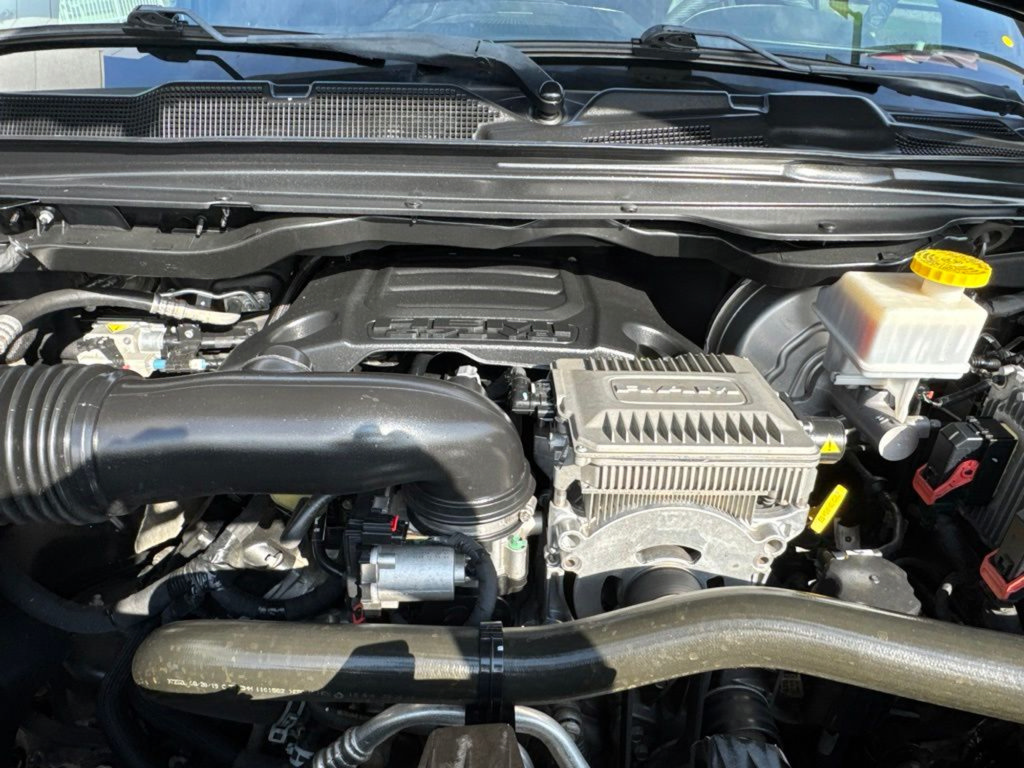 Used 2020 RAM 1500 Limited w/ Black Appearance Package AWD/4WD image 46