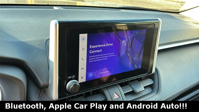 Used 2024 Toyota RAV4 LE image 4