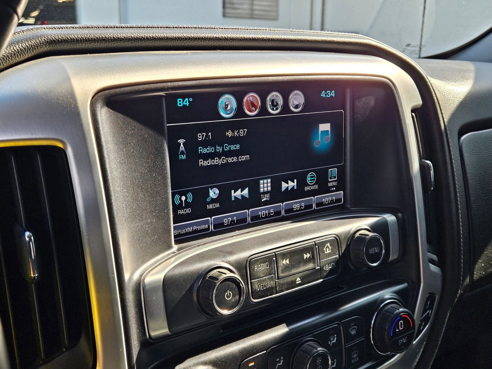Used 2018 GMC Sierra 1500 SLT AWD/4WD image 18