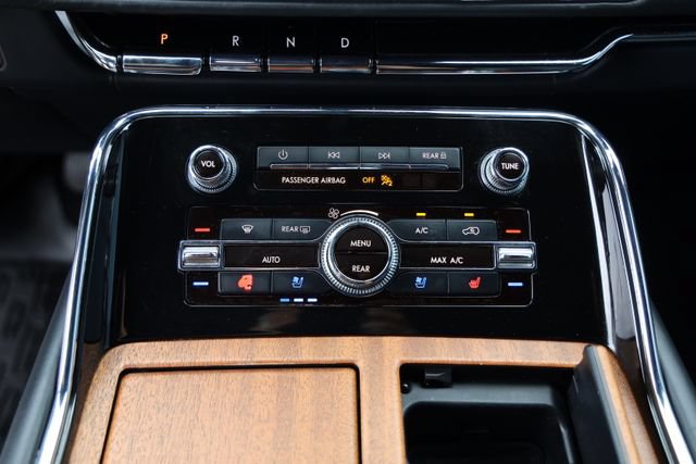 Used 2023 Lincoln Navigator L Black Label AWD/4WD image 21