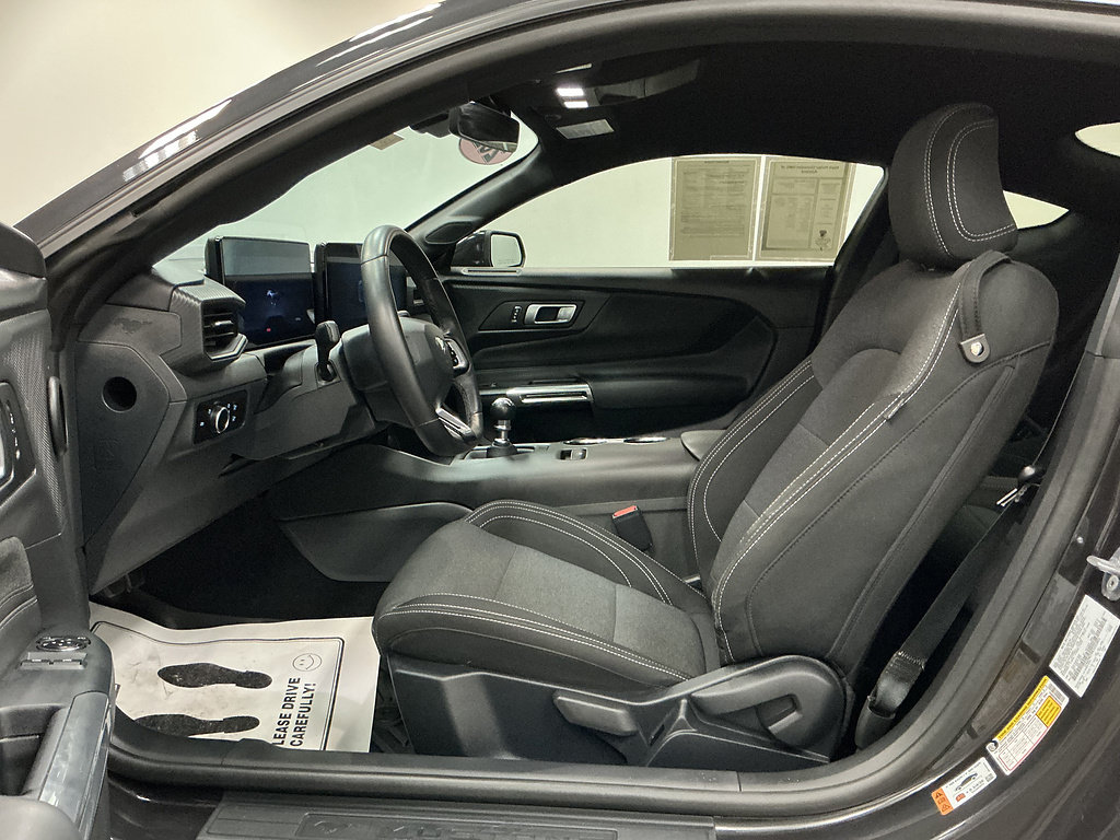 Used 2024 Ford Mustang GT RWD image 8