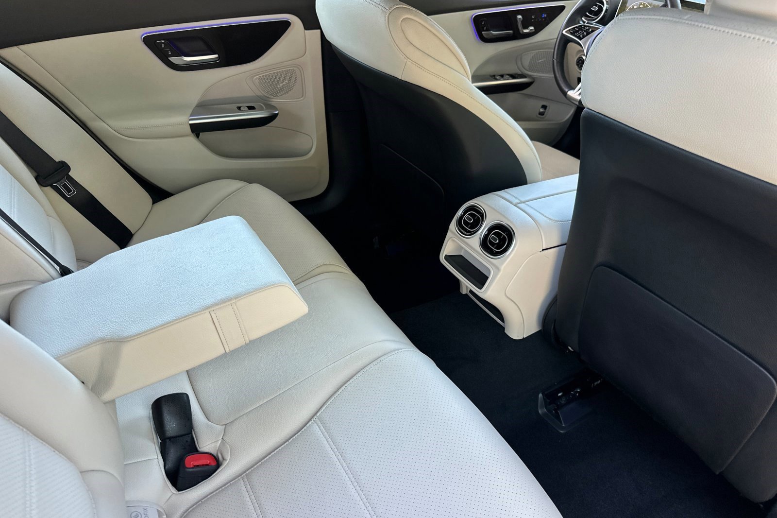 Certified 2024 Mercedes-Benz C 300 Sedan image 30