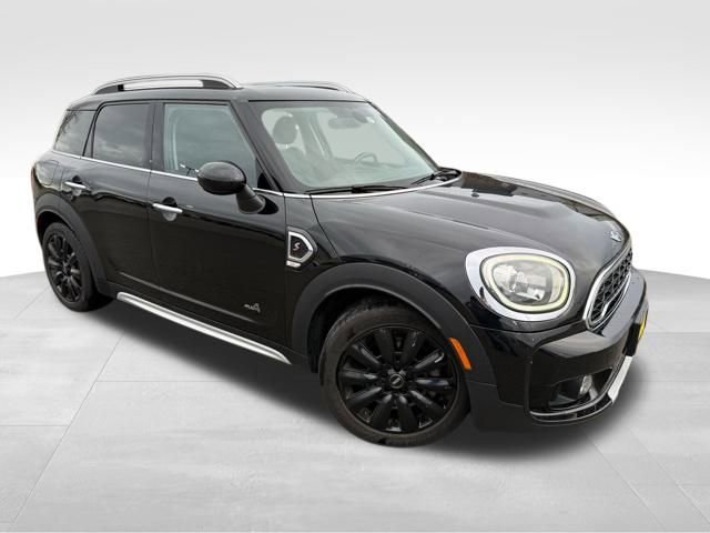 Used 2017 MINI Cooper Countryman S image 1