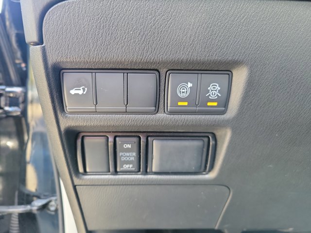 Used 2020 Nissan Armada SL w/ Premium Package image 29