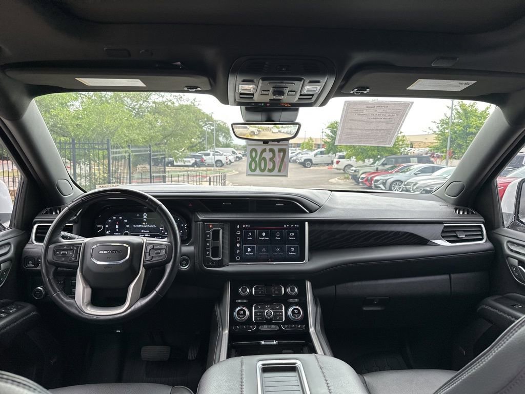 Used 2023 GMC Yukon XL Denali w/ Denali Reserve Package image 22