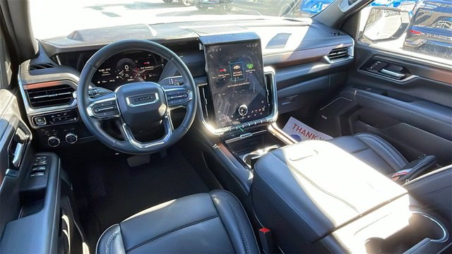 Used 2025 GMC Yukon XL Denali image 15