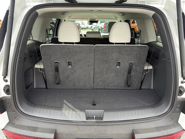 Used 2025 Hyundai Santa Fe SEL FWD image 28