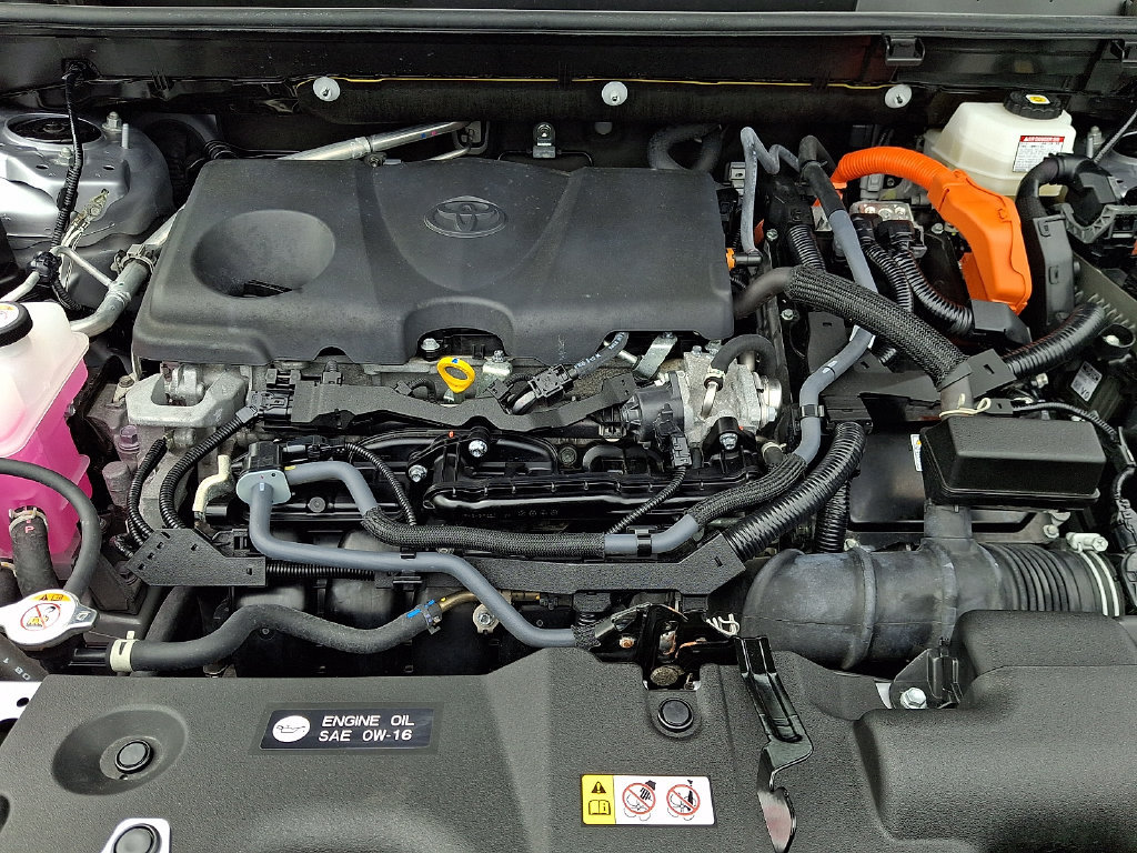 Certified 2025 Toyota RAV4 LE AWD/4WD image 26