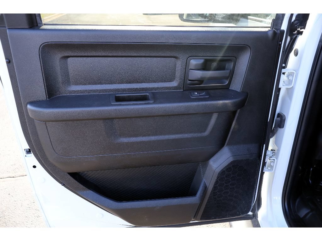 Used 2024 RAM 2500 Tradesman w/ Chrome Appearance Group AWD/4WD image 21