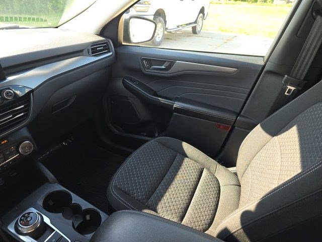 Used 2023 Ford Escape Active AWD/4WD image 23