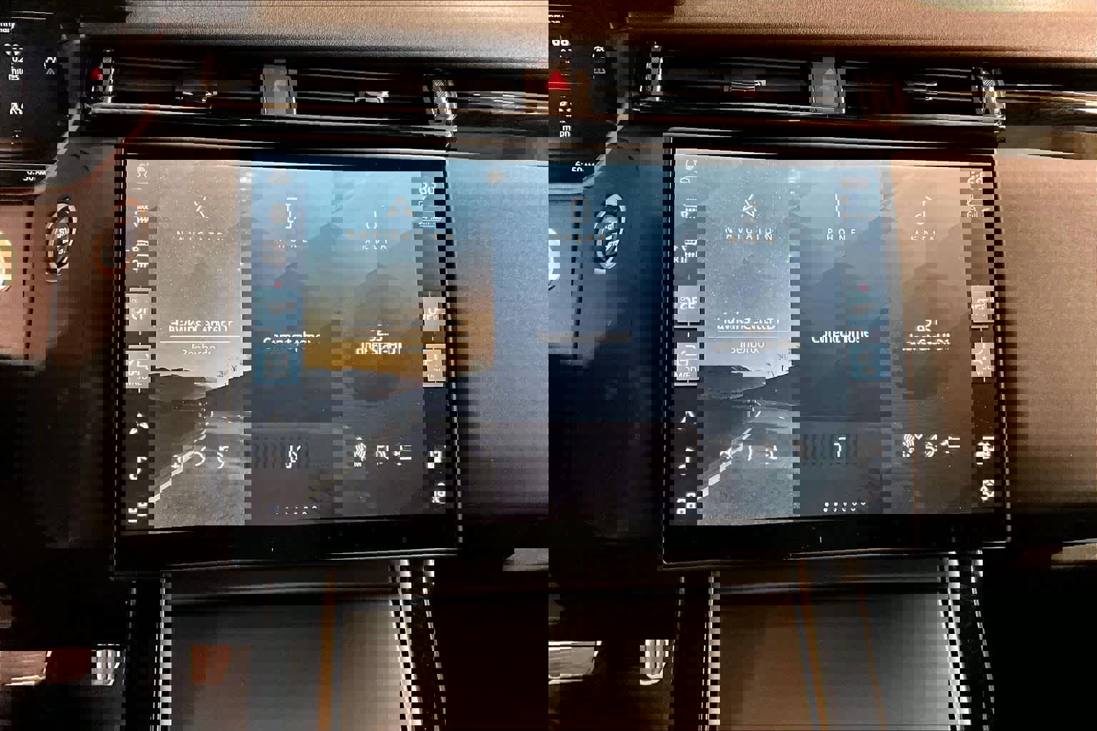 Used 2025 Land Rover Range Rover Velar Dynamic SE image 27