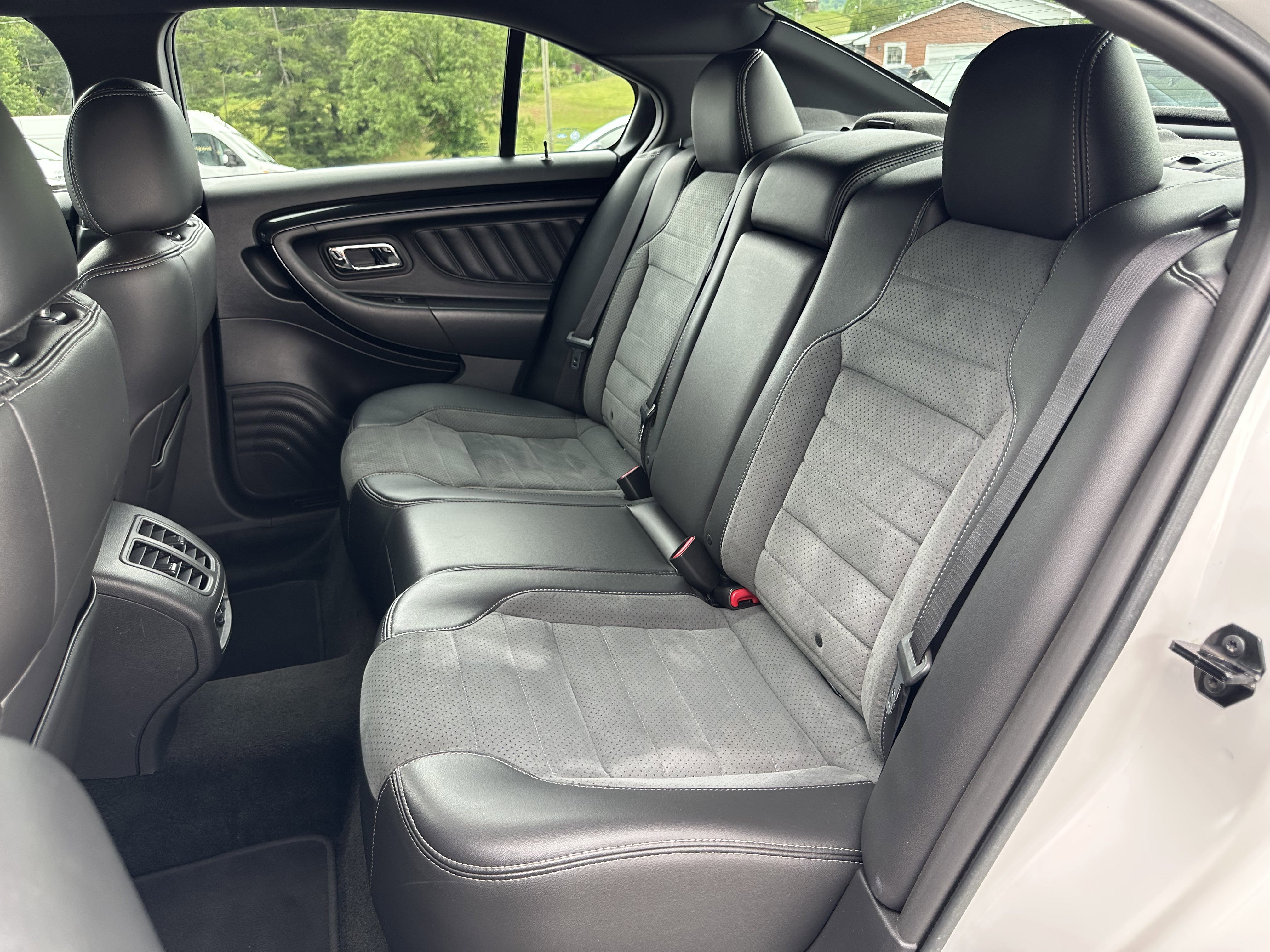 Used 2015 Ford Taurus SHO w/ Equipment Group 401A AWD/4WD image 12