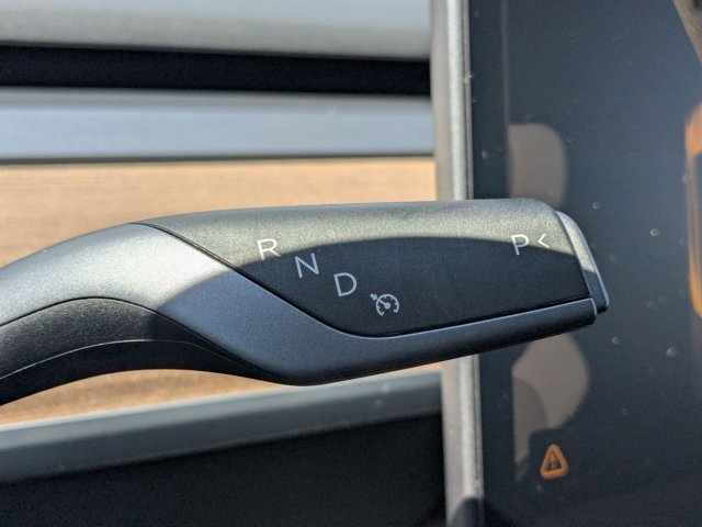 Used 2021 Tesla Model Y Performance image 14