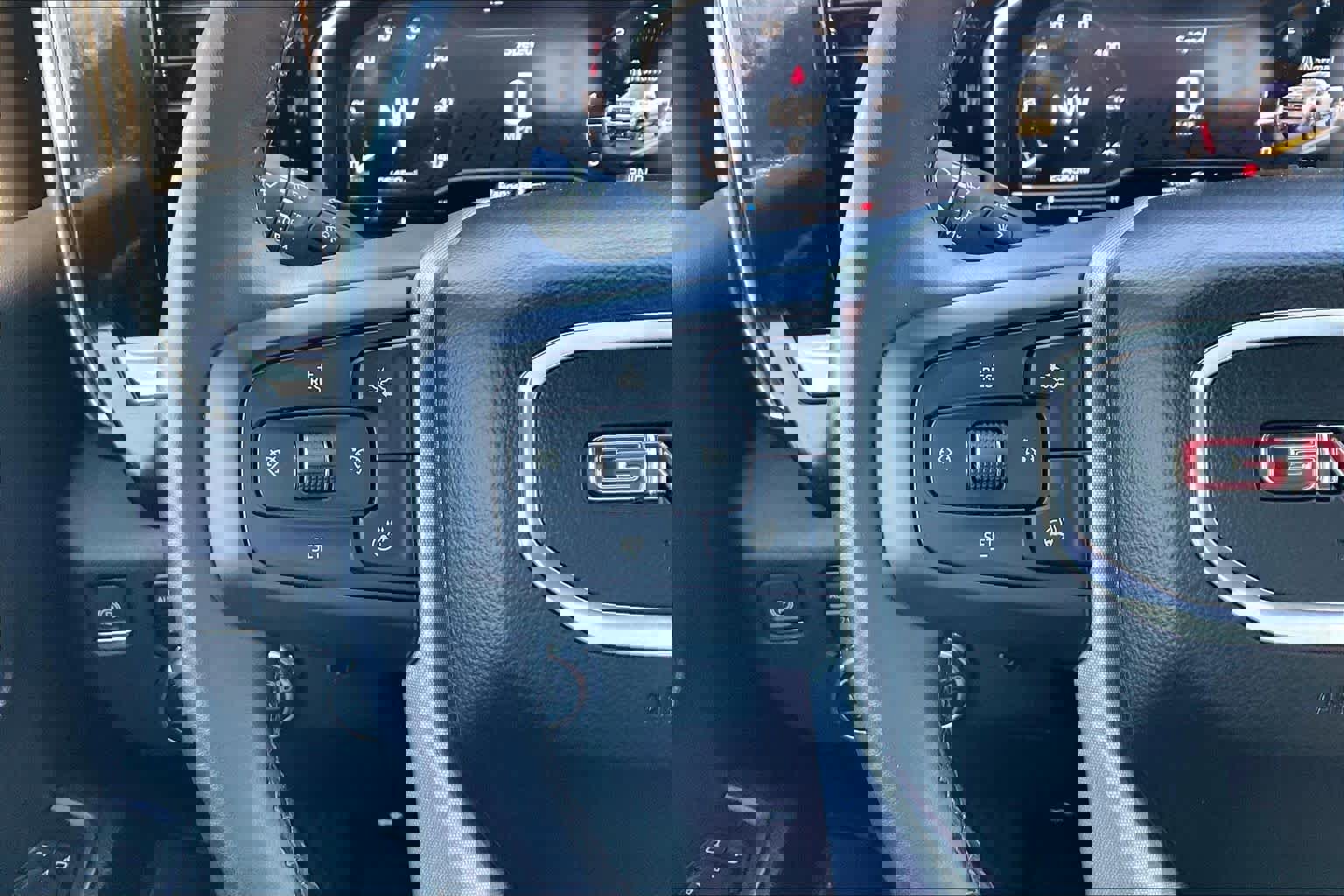 Used 2024 GMC Sierra 2500 SLT w/ SLT Premium Package image 48